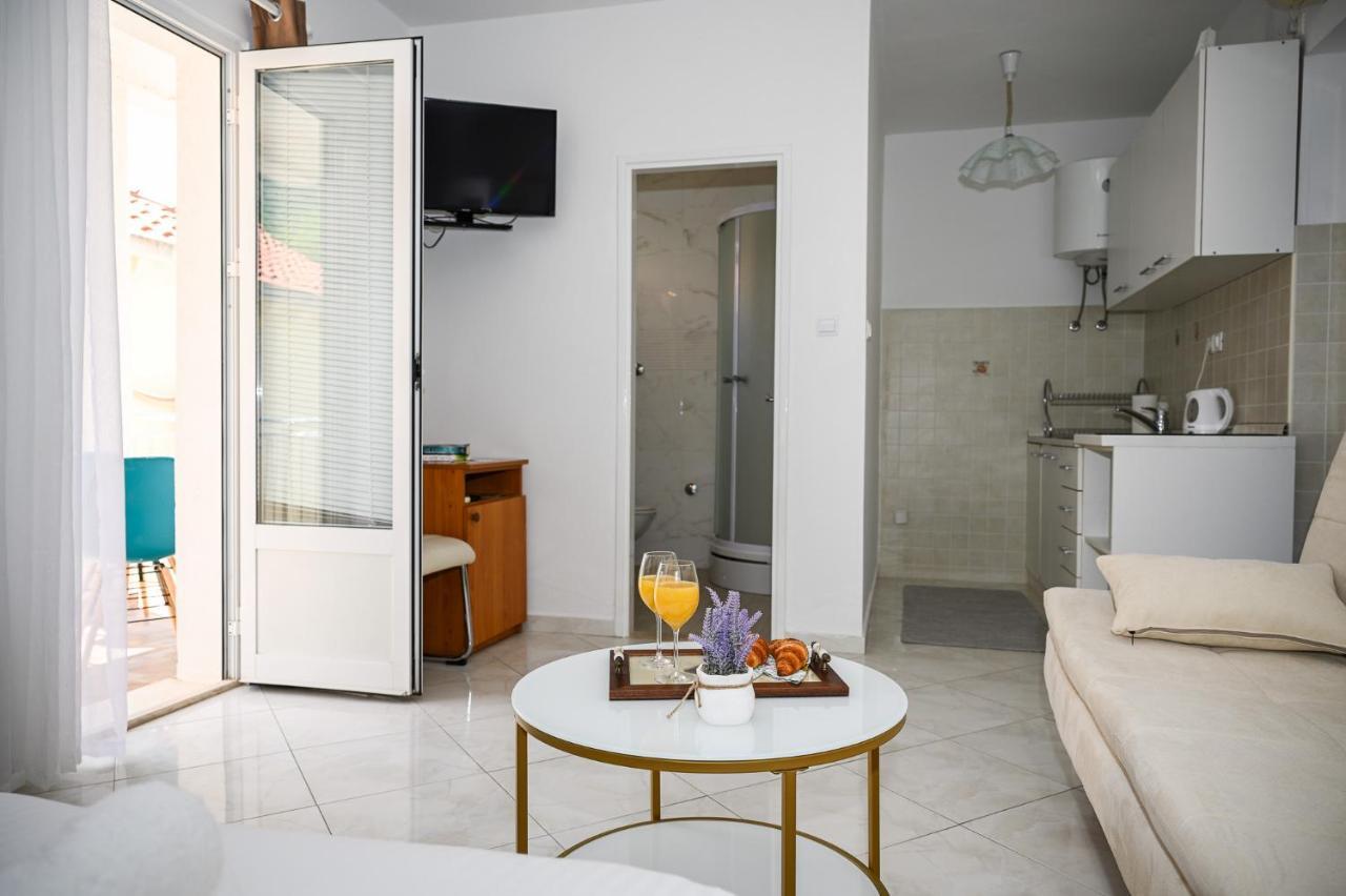 Beach House Poseydon Mlini Exterior foto