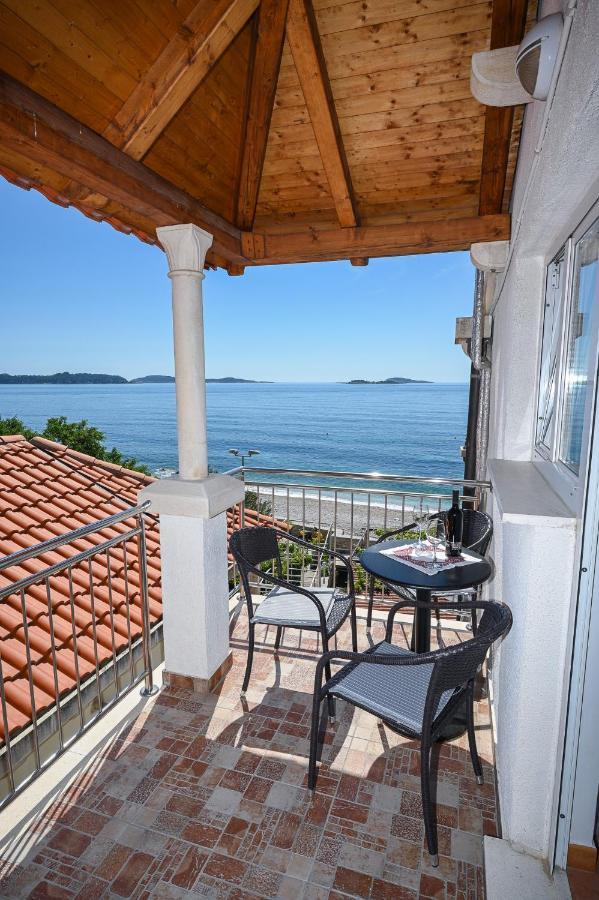 Beach House Poseydon Mlini Exterior foto
