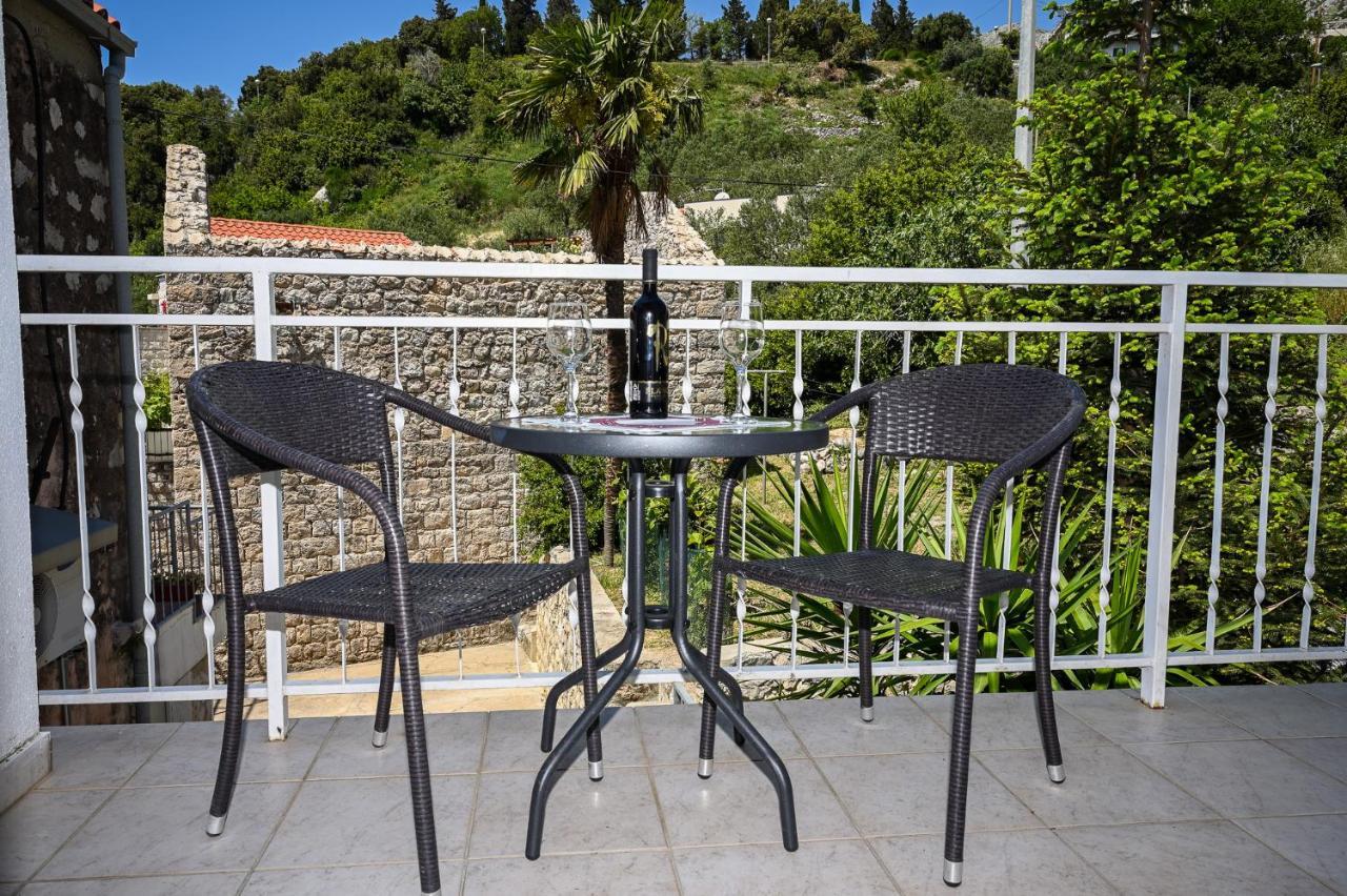 Beach House Poseydon Mlini Exterior foto