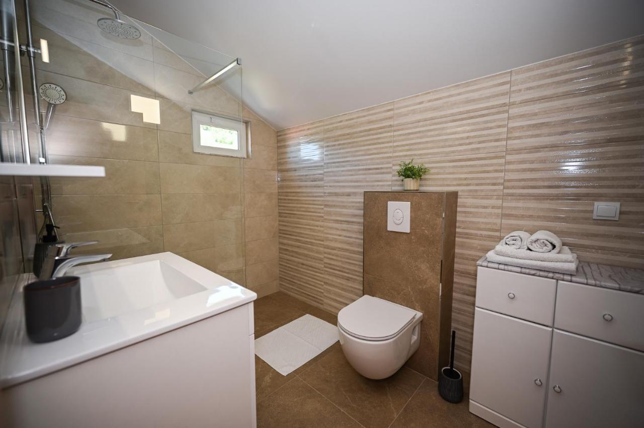 Beach House Poseydon Mlini Exterior foto